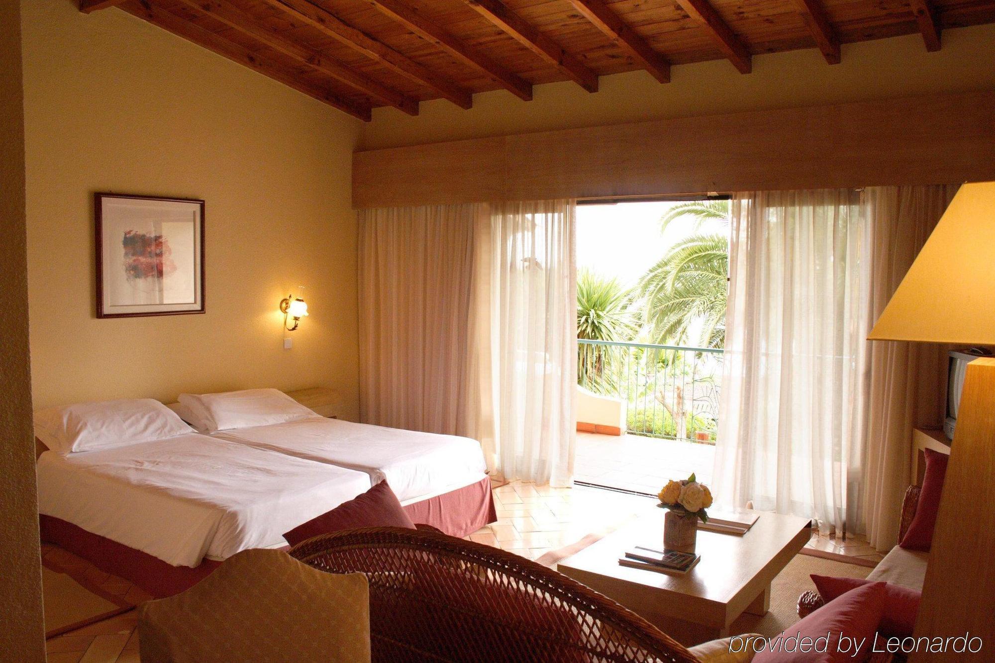 Quinta Splendida Wellness & Botanical Garden Hotel Canico  Room photo